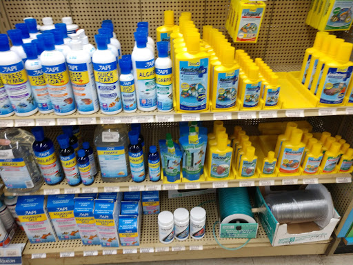 Pet Store «Forest Lake Pets», reviews and photos, 120 Lake St N, Forest Lake, MN 55025, USA