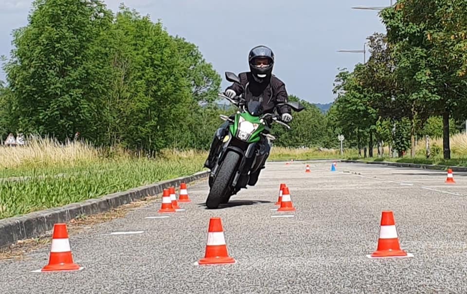 photo de l'auto ecole Auto moto école C@r Bike Conduite