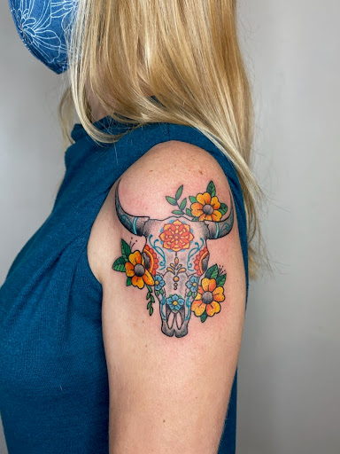 Explore small western tattoo ideas, creative tattoo ideas in Venice, available at Lincoln Tattoo Company