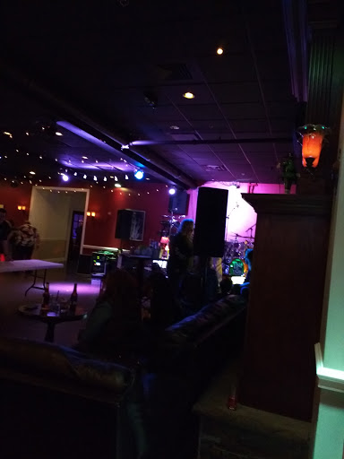 Live Music Venue «Vosh», reviews and photos, 1414 Riverside Dr, Lakewood, OH 44107, USA