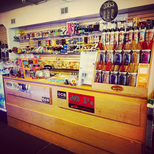 Vaporizer Store «Vape City Smoke Shop», reviews and photos, 406 Washington St, Holliston, MA 01746, USA