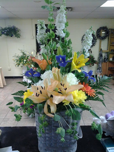 Florist «Forget-Me-Not Florist», reviews and photos, 1083 Park Ave, Cranston, RI 02910, USA