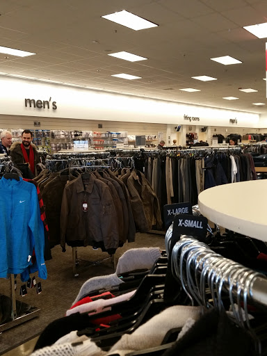 Department Store «Nordstrom Rack», reviews and photos, 17200 Southcenter Pkwy, Tukwila, WA 98188, USA