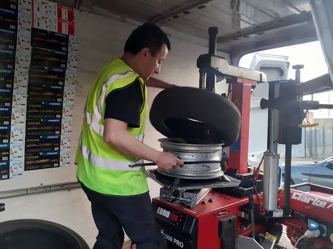 24hour Safeway Mobile Tyre Fitting