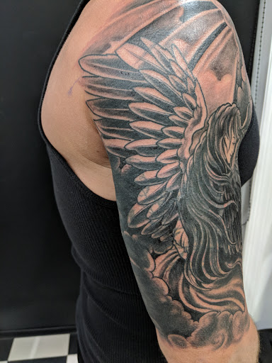 Explore lining tattoo ideas, creative tattoo ideas in Merchantville, available at Body Graphics