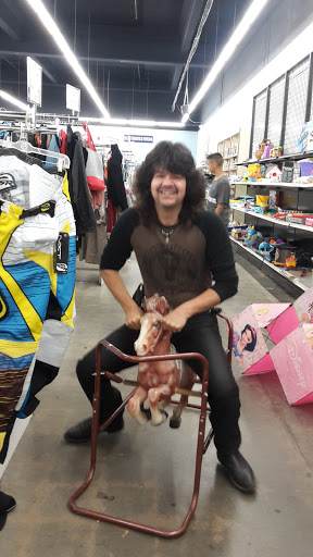 Thrift Store «Rescued Treasures», reviews and photos