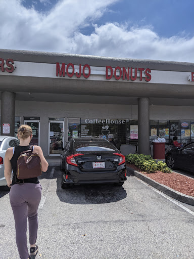 Donut Shop «Mojo Donuts», reviews and photos, 7906 Pines Blvd, Hollywood, FL 33024, USA