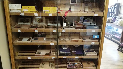 Cigar Shop «King Street Coffee & Tobacco Emporium», reviews and photos, 320 W King St, Martinsburg, WV 25401, USA