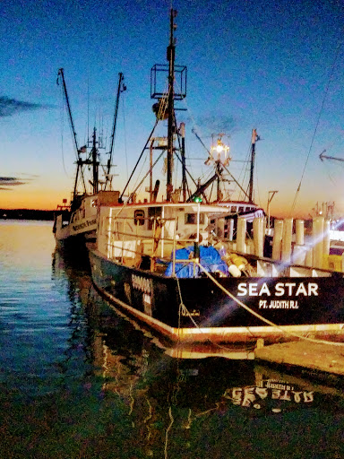 Seafood Restaurant «The Wheel House», reviews and photos, 294 Great Island Rd, Narragansett, RI 02882, USA