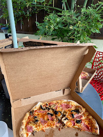 Plats et boissons du Pizzas à emporter Pizzeria Le Local à Orange - n°2