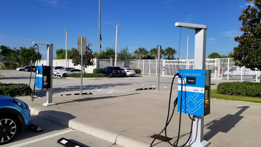 Auto Repair Shop «Lauderdale BMW-MINI Service Center», reviews and photos, 2601 S Andrews Ave, Fort Lauderdale, FL 33316, USA