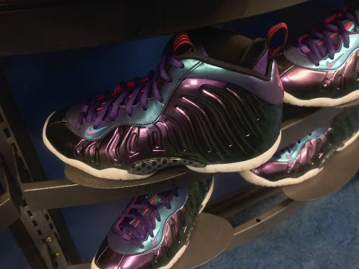 Shopping Mall «New Landing Mall», reviews and photos, Troost Ave & E Meyer Blvd, Kansas City, MO 64131, USA