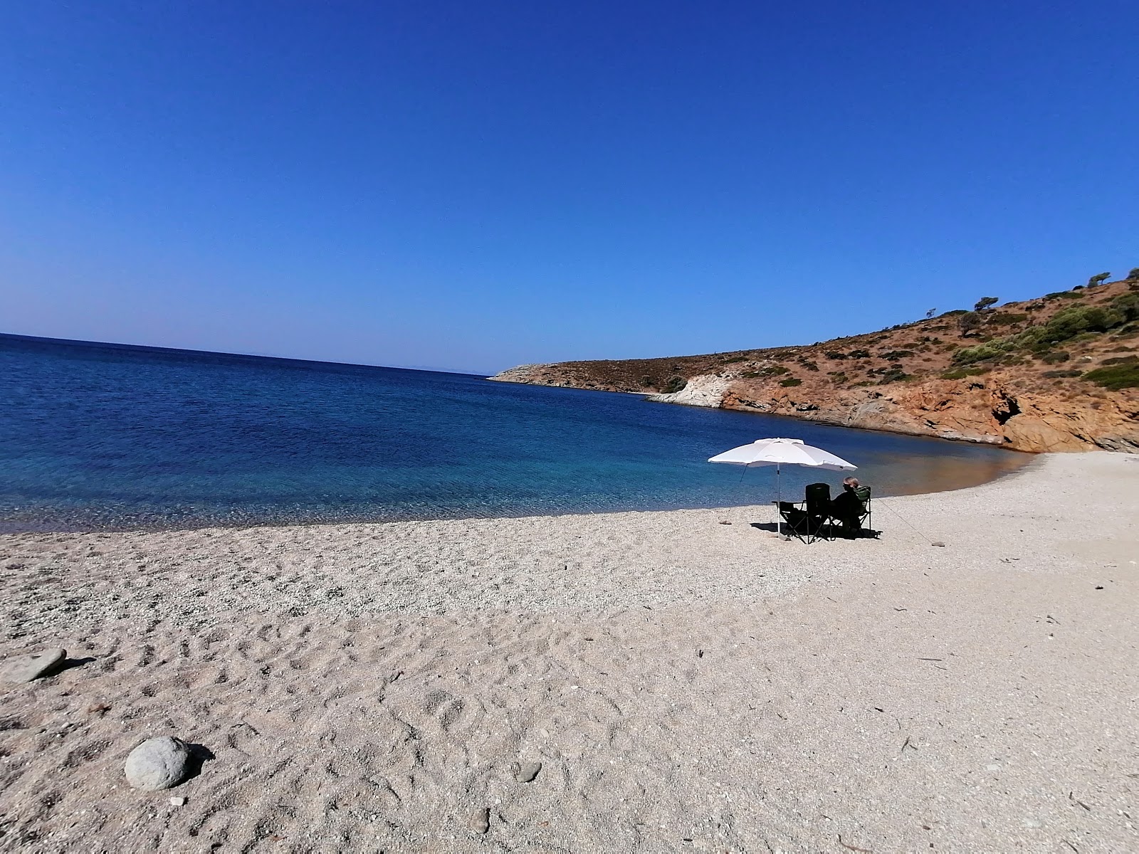 Foto av Erodios 3rd beach med turkos rent vatten yta