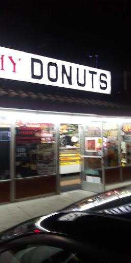 Donut Shop «Yummy Donuts», reviews and photos, 7555 Balboa Blvd, Van Nuys, CA 91406, USA