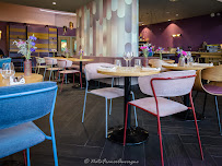Atmosphère du Le Magnetic Restaurant - Hôtel Aiden by Best Western @ Clermont Ferrand - n°19