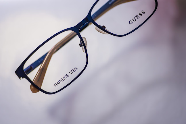 Optica Amelia - <nil>