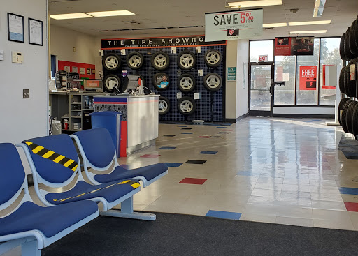 Tire Shop «Firestone Complete Auto Care», reviews and photos, 290 W Wetmore Rd, Tucson, AZ 85705, USA