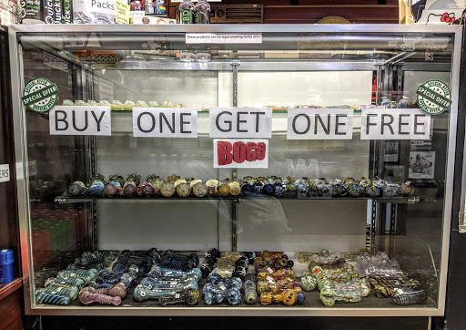 Tobacco Shop «Torched Glass, LLC», reviews and photos, 173 S Main St, Fond du Lac, WI 54935, USA