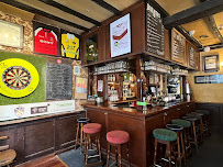 Atmosphère du Restaurant Pub Anglais Bordeaux - The Golden Apple - n°2