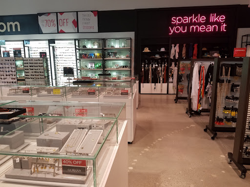 Department Store «Saks OFF 5TH», reviews and photos, 12995 Fair Lakes Shopping Center, Fairfax, VA 22033, USA