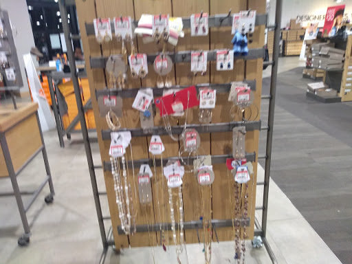 Shoe Store «DSW Designer Shoe Warehouse», reviews and photos, 1 Walden Galleria, Buffalo, NY 14225, USA