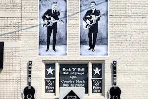 Everly Brothers Monument image