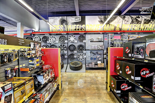 Truck Accessories Store «4 Wheel Parts Performance Center», reviews and photos, 550 W San Carlos St, San Jose, CA 95126, USA