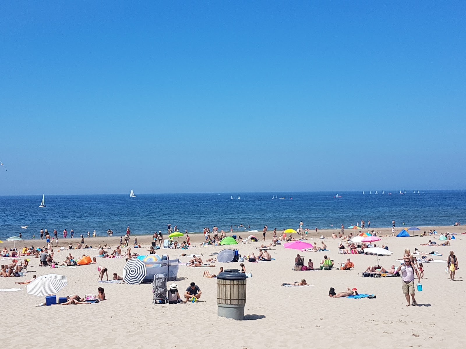 Foto di Strand Kijkduin - luogo popolare tra gli intenditori del relax