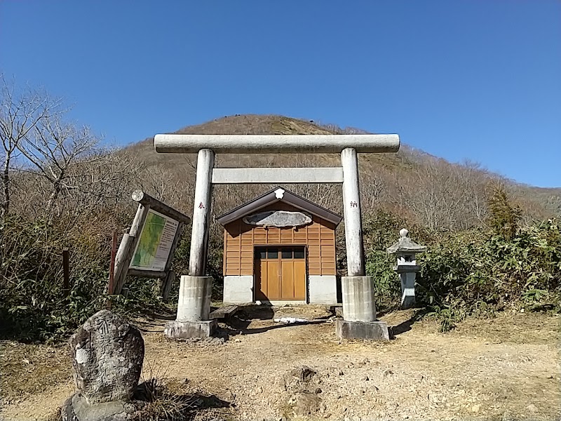 御阪三社神社(三国峠)
