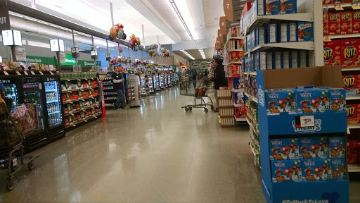 Grocery Store «Super Stop & Shop», reviews and photos, 446 Putnam Pike, Greenville, RI 02828, USA