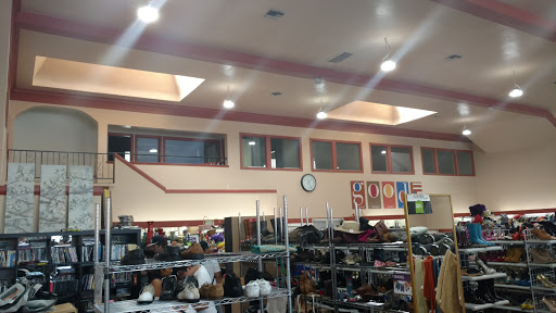 Store «Goodwill - Los Angeles», reviews and photos, 817 South La Brea Ave, Los Angeles, CA 90036, USA