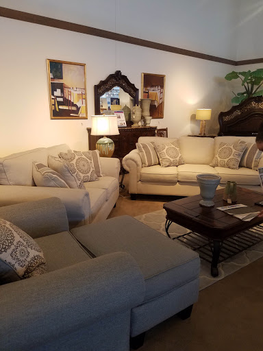 Furniture Store «Rooms To Go & Rooms To Go Kids», reviews and photos, 16350 FL-50, Clermont, FL 34711, USA