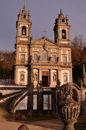 Avaliações doBom Jesus do Monte Funicular (Sopé) em Braga - Serviço de transporte