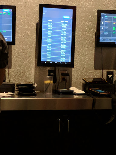 Movie Theater «Cinebarre Mountlake Terrace», reviews and photos, 6009 244th St SW, Mountlake Terrace, WA 98043, USA