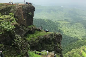 Mahuli Trek Pinnacle image