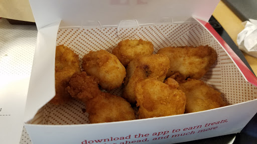 Fast Food Restaurant «Chick-fil-A», reviews and photos, 256 W Lee Hwy, Warrenton, VA 20186, USA