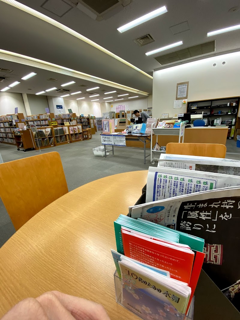 墨田区立緑図書館 東京都墨田区緑 公立図書館 図書館 グルコミ