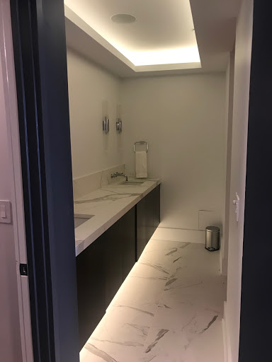 Electrician «Highlights Chicago Electrical Services», reviews and photos, 5766 N Lincoln Ave, Chicago, IL 60659, USA