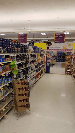 Grocery Store «Super Stop & Shop», reviews and photos, 72 Newtown Rd, Danbury, CT 06810, USA