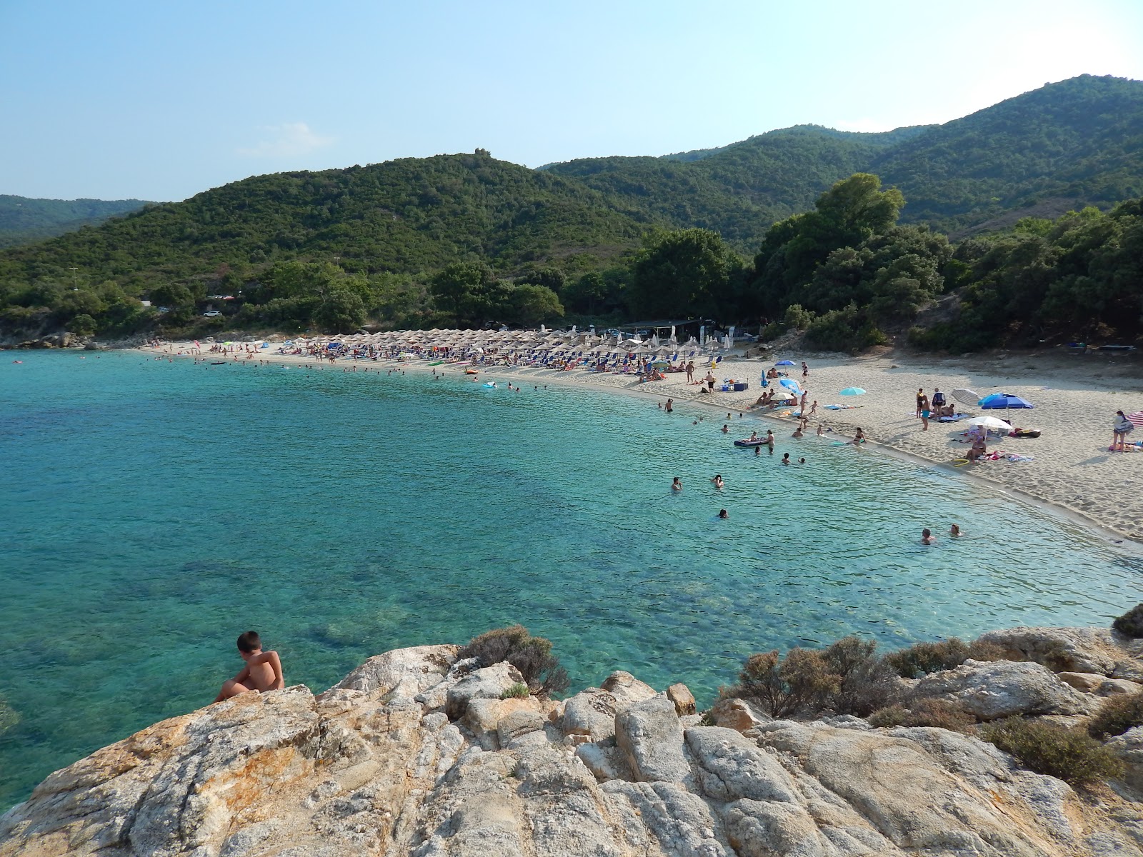 Photo de Babylon Plage avec l'eau cristalline de surface