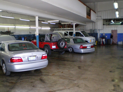 Auto Repair Shop «Arctic Auto Center», reviews and photos, 3700 W Broward Blvd, Fort Lauderdale, FL 33312, USA