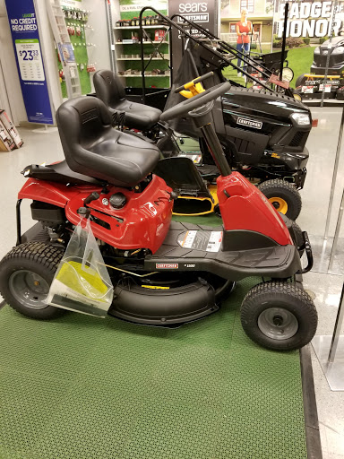 Department Store «Sears», reviews and photos, 29500 W Seven Mile Rd, Livonia, MI 48152, USA