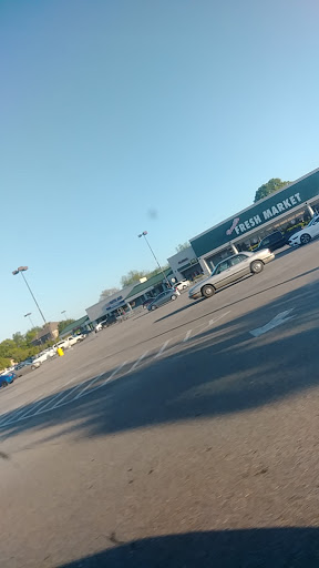 Grocery Store «Vowells Fresh Market», reviews and photos, 614 Bear Creek Rd E, Tuscaloosa, AL 35404, USA