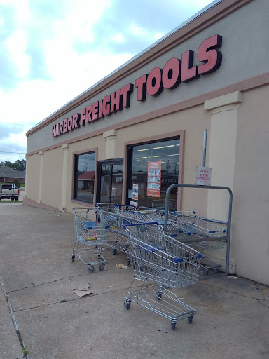 Hardware Store «Harbor Freight Tools», reviews and photos, 2605 Main St # C, Tupelo, MS 38801, USA