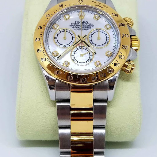 Jewelry Store «Saatchi Jewelry», reviews and photos, 4545 Austin Blvd, Island Park, NY 11558, USA