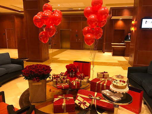 Florist «Roses Just Because/Hub Florist Of Lutz», reviews and photos, 18721 N Dale Mabry Hwy, Lutz, FL 33548, USA