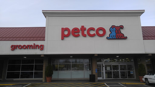 Pet Supply Store «Petco Animal Supplies», reviews and photos, 2805 E 29th Ave, Spokane, WA 99223, USA