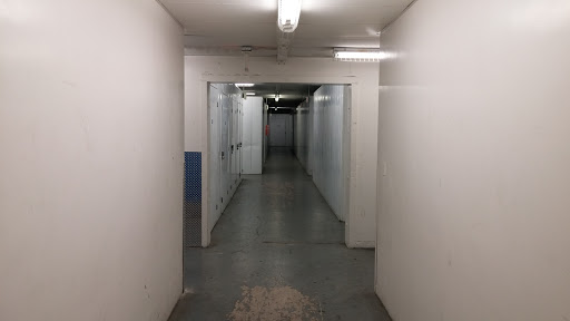 Self-Storage Facility «Public Storage», reviews and photos, 1917 Long Beach Blvd, Long Beach, CA 90806, USA