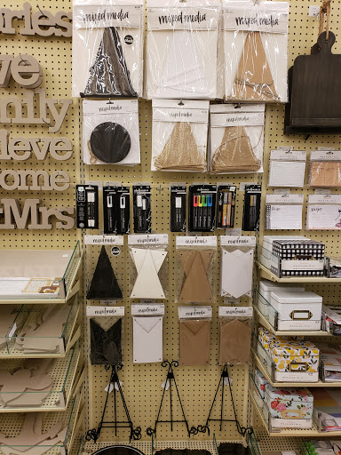 Craft Store «Hobby Lobby», reviews and photos, 11977 St Charles Rock Rd Suite 120, Bridgeton, MO 63044, USA