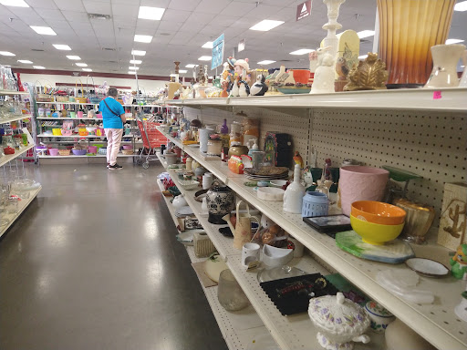 Thrift Store «3 Way Thrift Store, Inc.», reviews and photos, 13390 Central Ave, Chino, CA 91710, USA